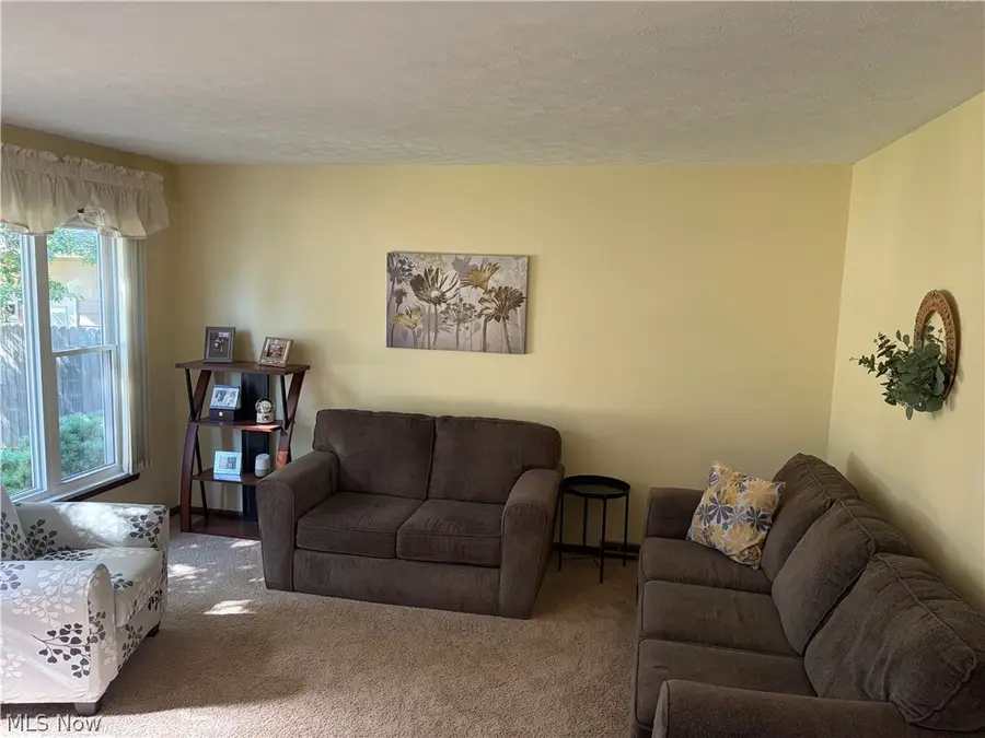 525 Saint Lawrence Boulevard, Eastlake, OH 44095 - #2