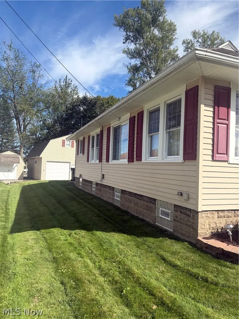 48 21st Nw Street, Massillon, OH 44647 - #3