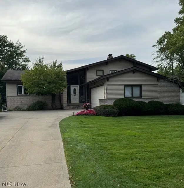 1866 Aldersgate Drive, Lyndhurst, OH 44124 - #1