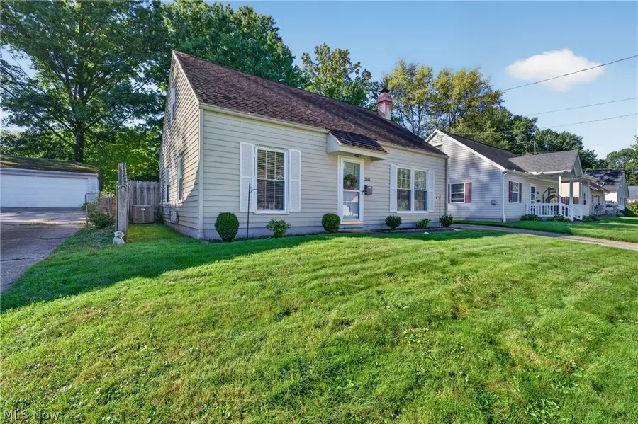 268 Jennings Avenue, Cuyahoga Falls, OH 44221 - #3