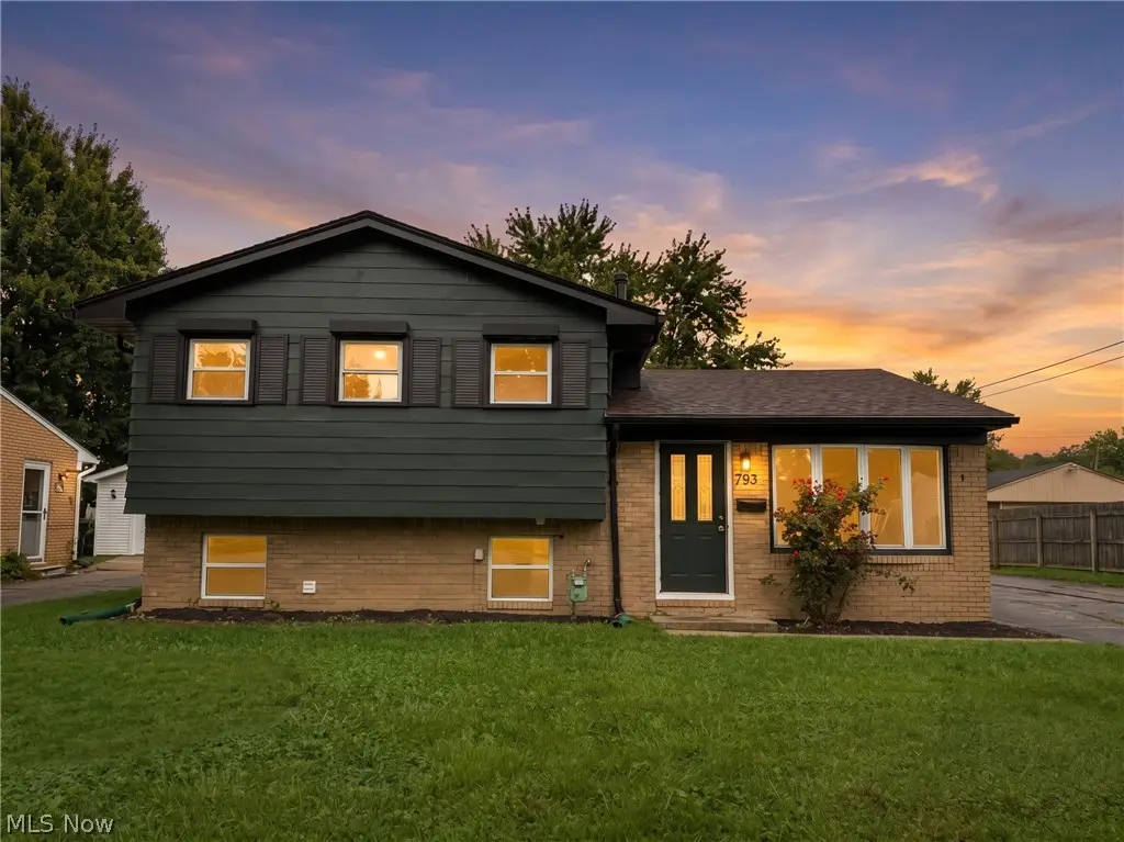 793 Georgetown Avenue, Elyria, OH 44035 - #1