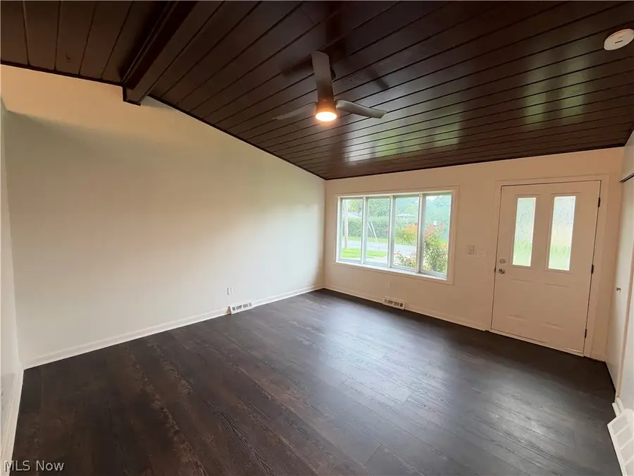 793 Georgetown Avenue, Elyria, OH 44035 - #3