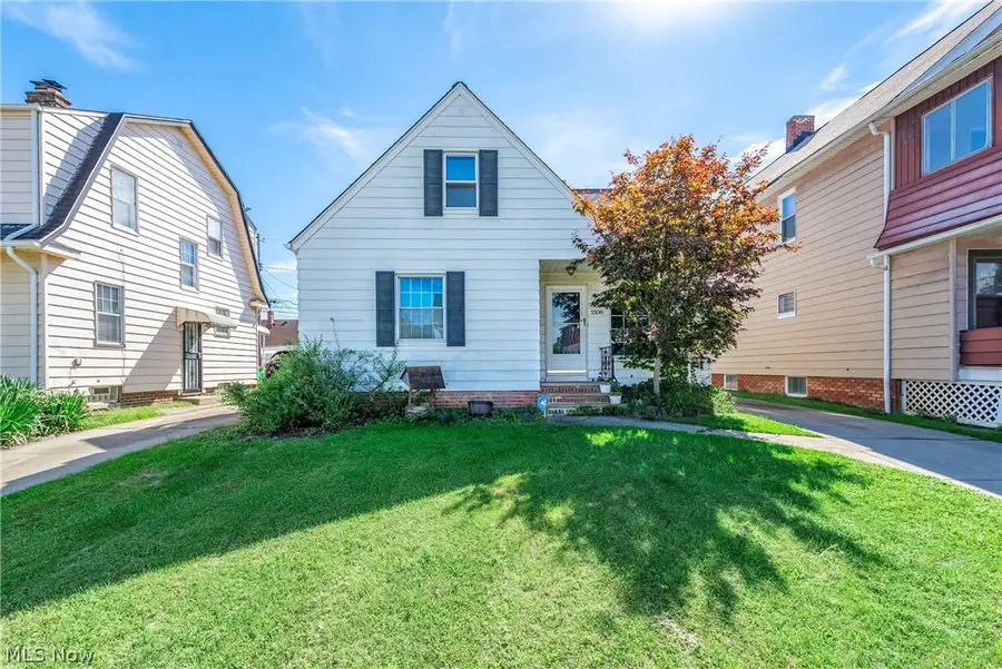 11108 Wadsworth Avenue, Garfield Heights, OH 44125 - #2