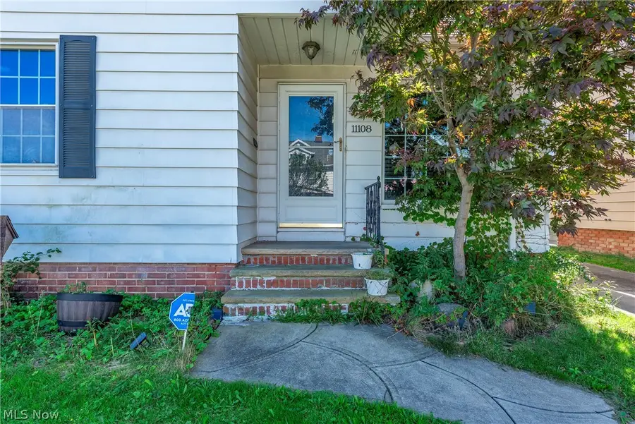 11108 Wadsworth Avenue, Garfield Heights, OH 44125 - #3