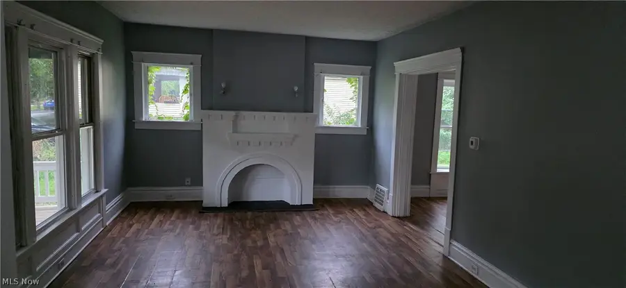 243 S Balch Street, Akron, OH 44302 - #3