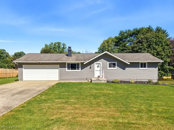 10457 Persimmon Nw Street, Canal Fulton, OH 44614