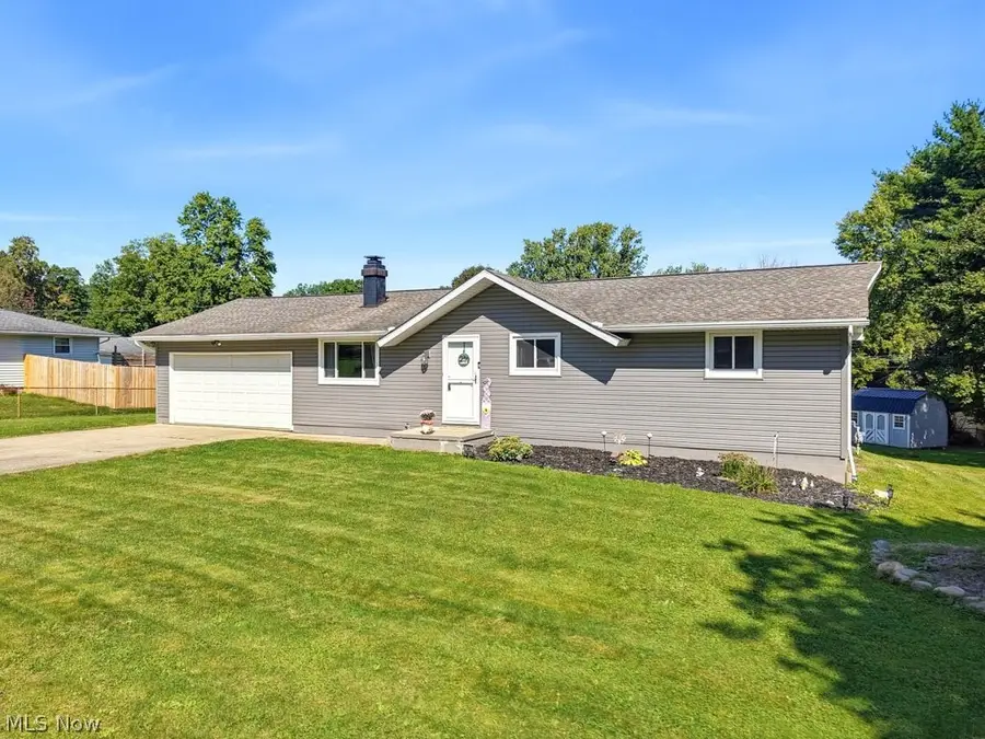 10457 Persimmon Nw Street, Canal Fulton, OH 44614 - #2