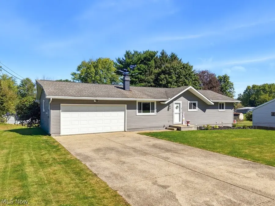 10457 Persimmon Nw Street, Canal Fulton, OH 44614 - #3
