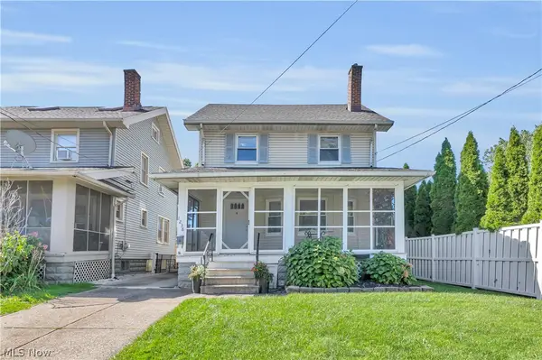 1238 Webb Road, Lakewood, OH 44107