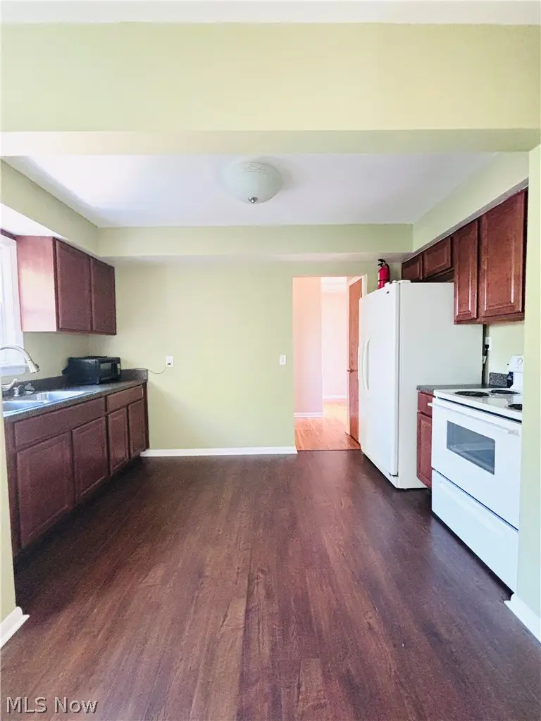 2024 Carabel Avenue, Lakewood, OH 44107 - #3
