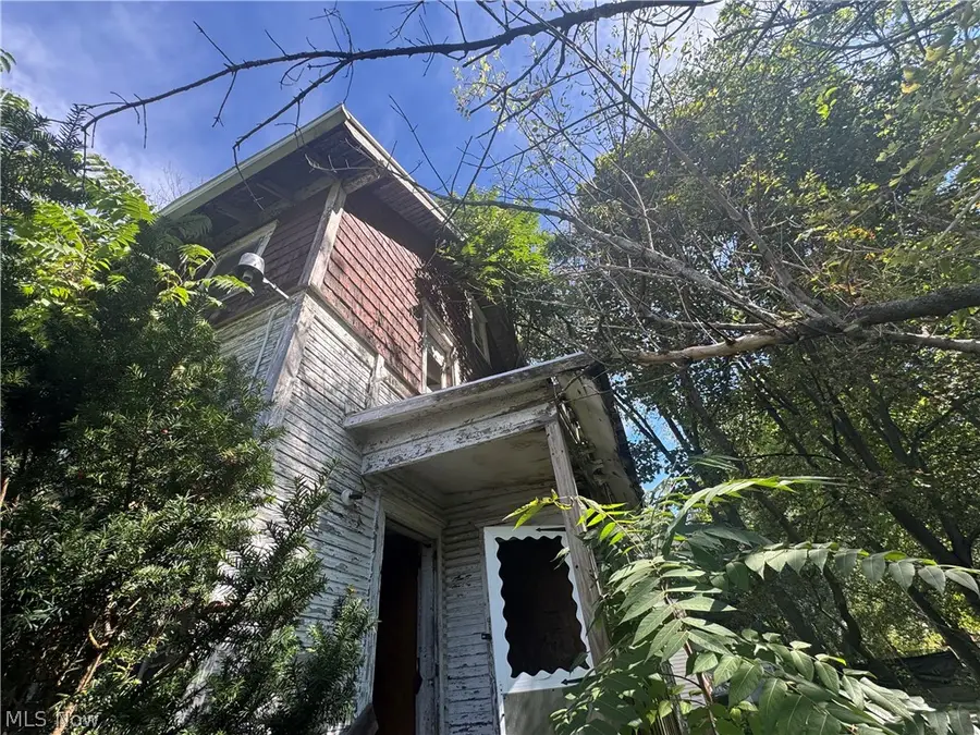 838 Fess Avenue, Akron, OH 44307 - #3