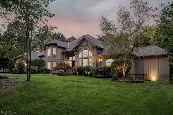 5 Brandon Court, Moreland Hills, OH 44022