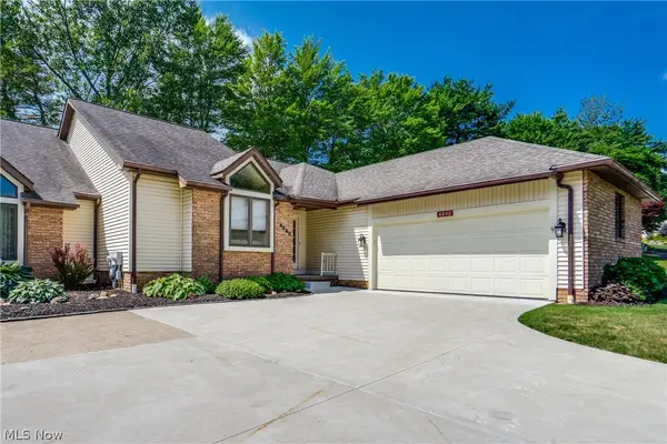 4890 Belden Park Nw Drive, North Canton, OH 44720