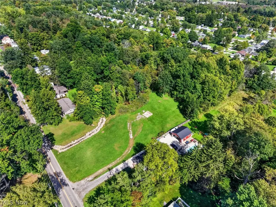 335 E King Street, Chardon, OH 44024 - #2