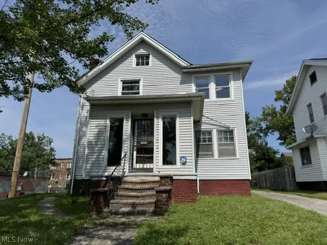 3219 E Overlook Road, Cleveland Heights, OH 44118 - #1