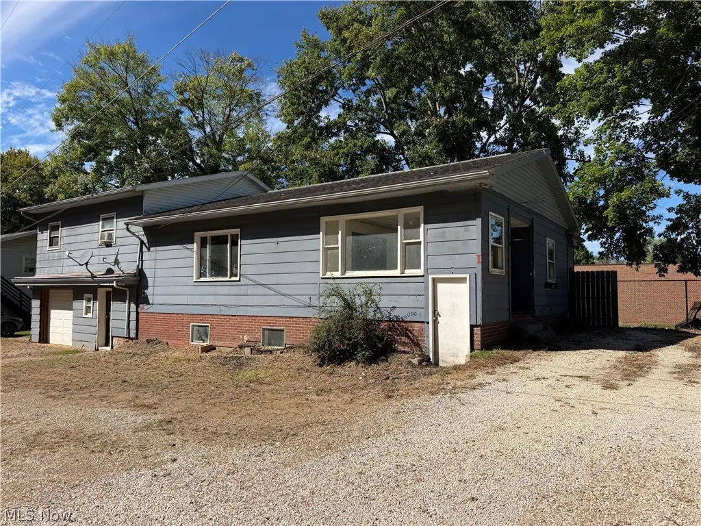 405 Gween Drive, Malvern, OH 44644 - #1