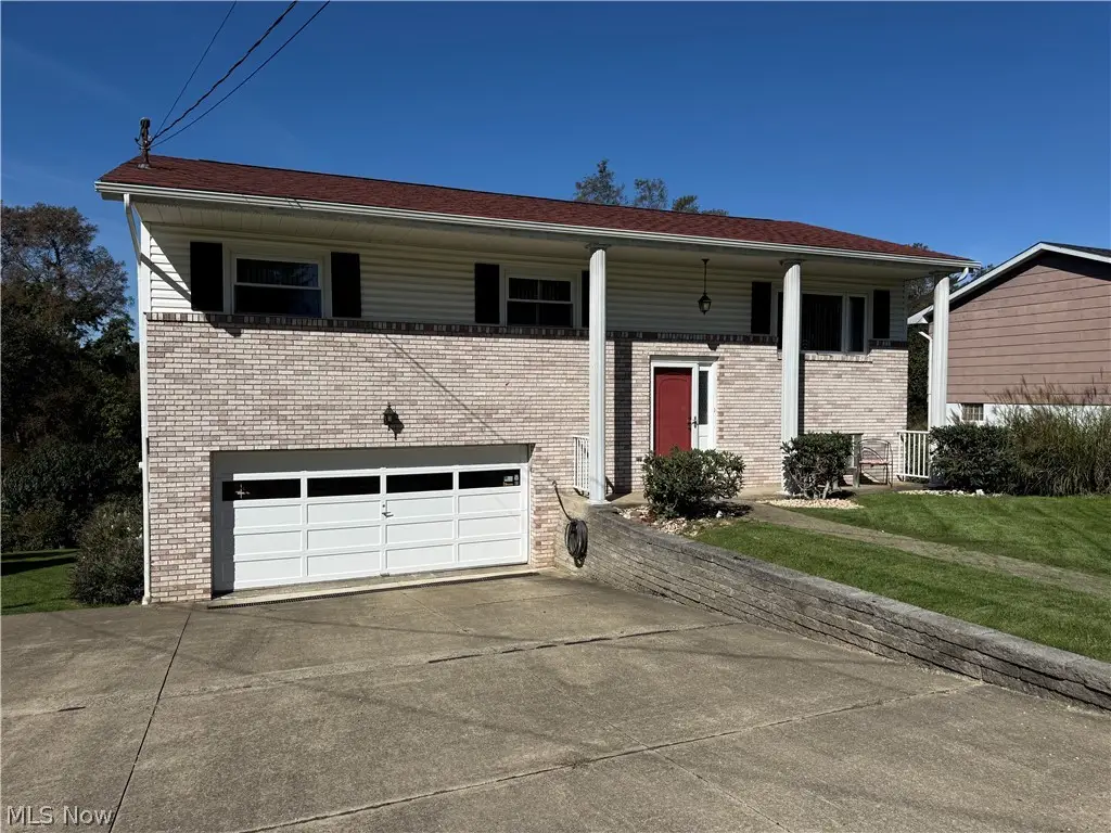 221 Frostview Drive, Wintersville, OH 43953 - #1