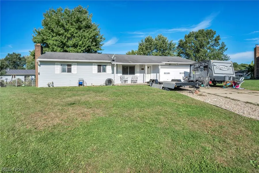 751 Ries Nw Circle, Canal Fulton, OH 44614 - #3