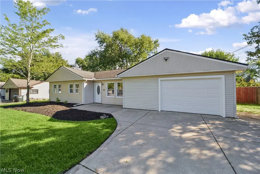 3702 Laurel Road, Brunswick, OH 44212 - #2
