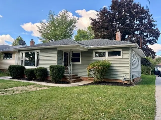 6574 Mandalay Drive, Parma Heights, OH 44130 - #1