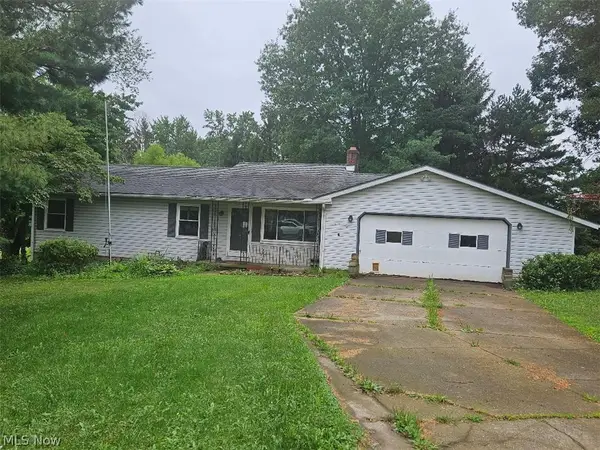17626 Lois Way, Doylestown, OH 44230