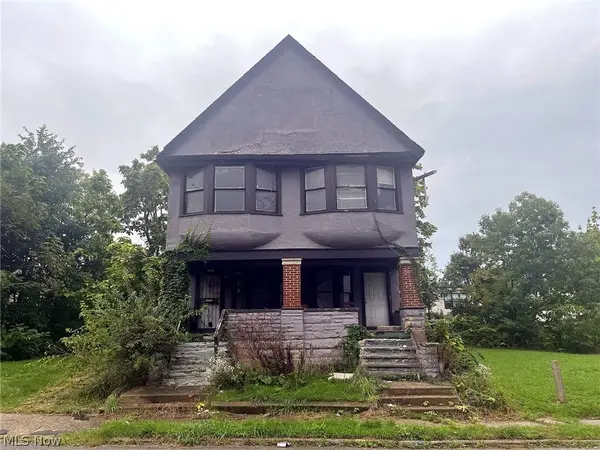 1876 Penrose Avenue, East Cleveland, OH 44112