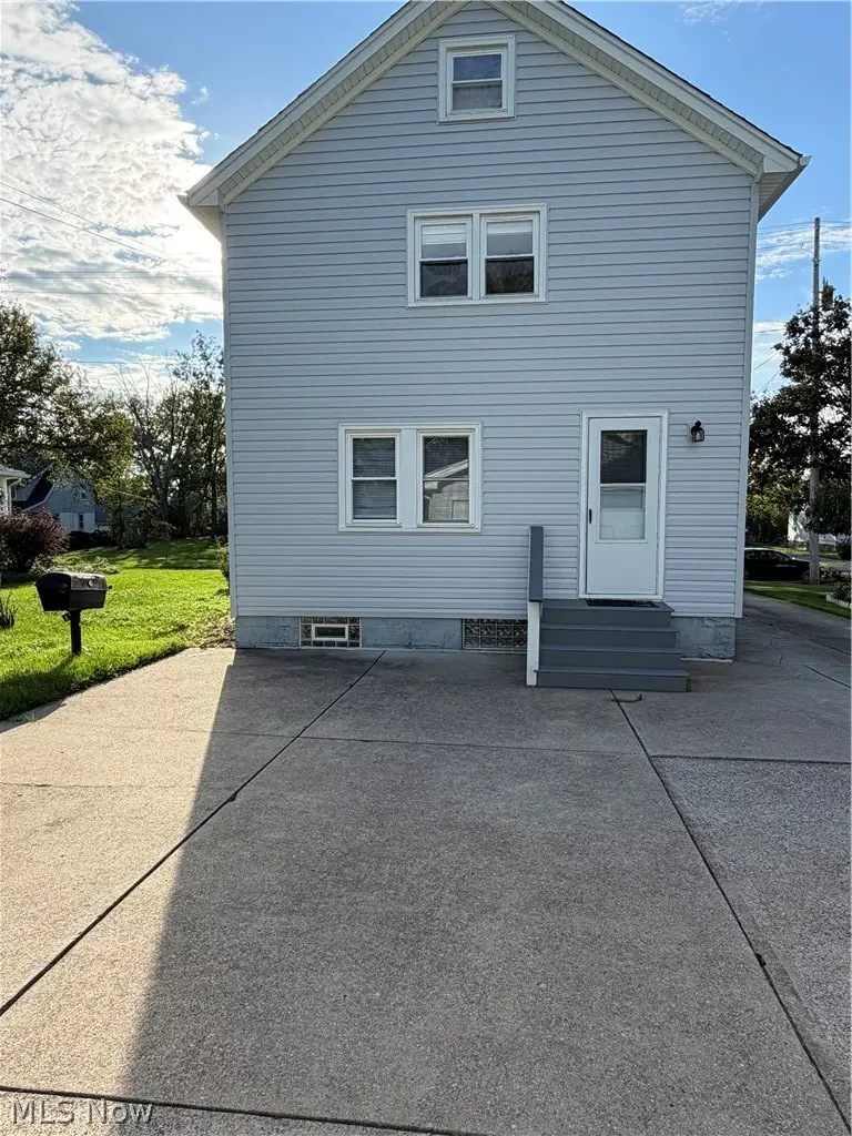 717 Mckinley Avenue, Bedford, OH 44146 - #2