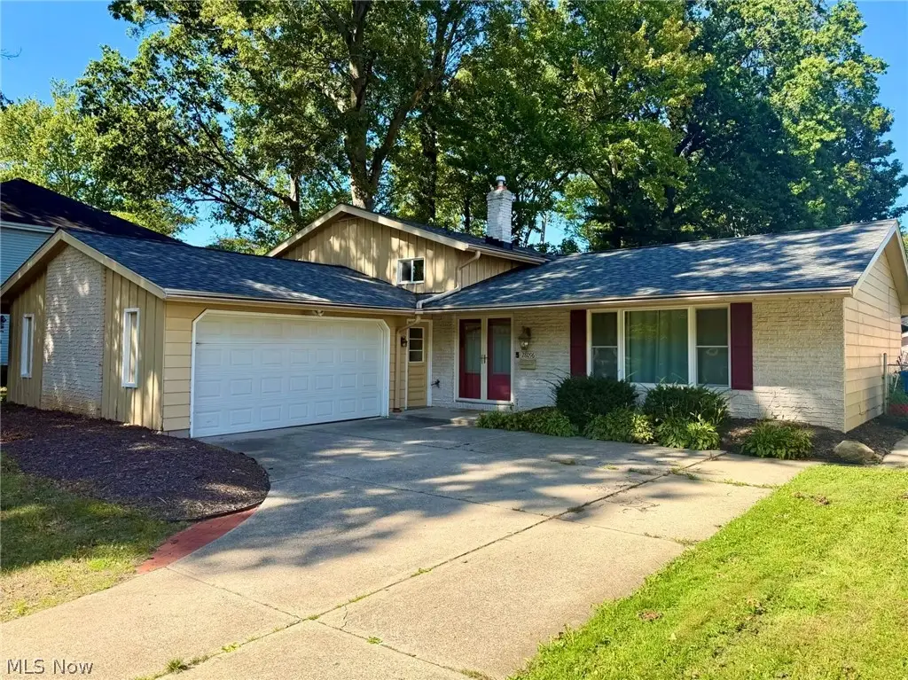 28096 Edgepark Drive, North Olmsted, OH 44070 - #1