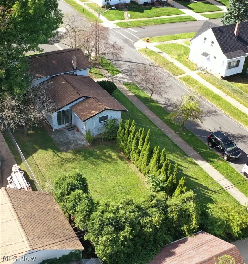 11404 Wallingford Avenue, Garfield Heights, OH 44125 - #2