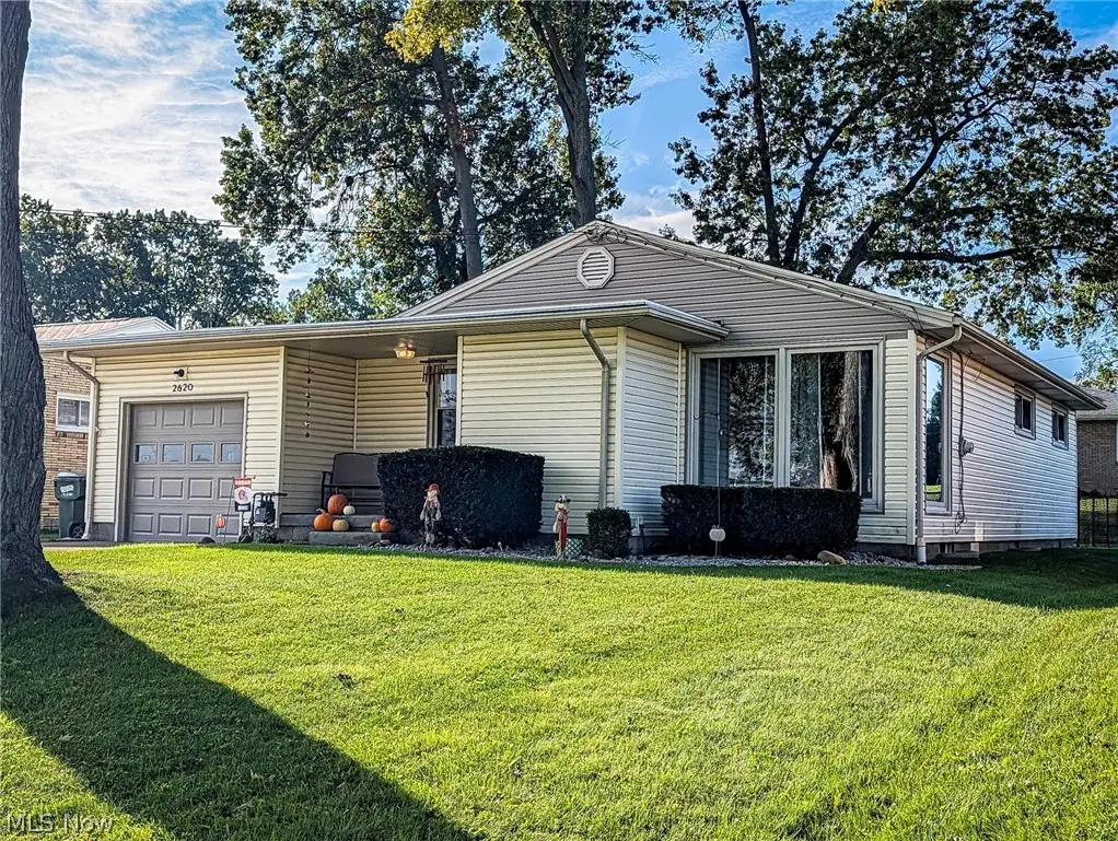 2620 Helen Nw Place, Canton, OH 44708 - #1