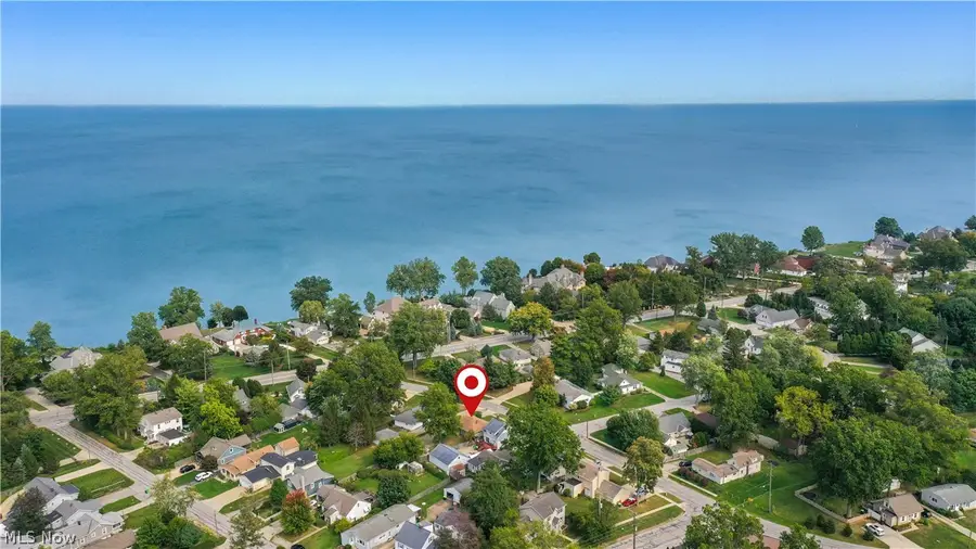 114 S Point Drive, Avon Lake, OH 44012 - #2