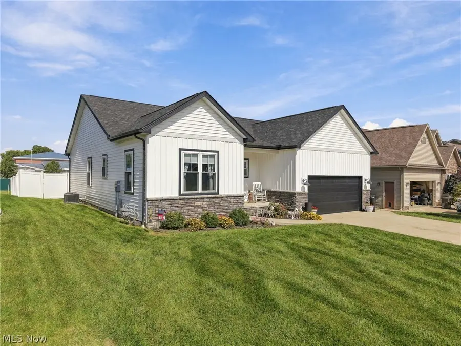 4862 Sippo Reserves Nw Drive, Massillon, OH 44647 - #2