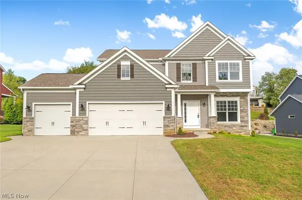 7469 Emerald Glen Nw Avenue, Canal Fulton, OH 44614