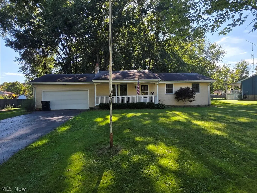 46429 Dogwood Circle, New Waterford, OH 44445 - #1