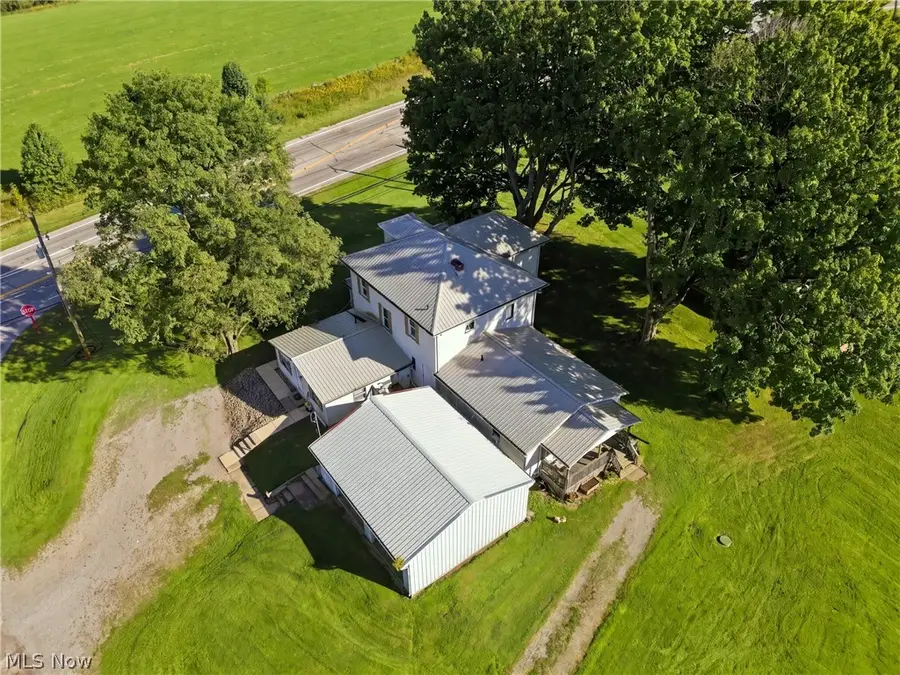 5495 Frazeysburg Road, Nashport, OH 43830 - #3