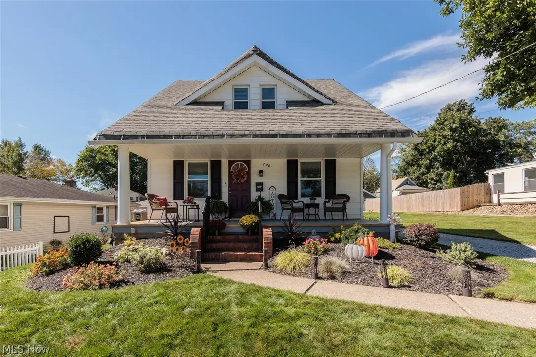 796 Graceland Avenue, Barberton, OH 44203 - #1