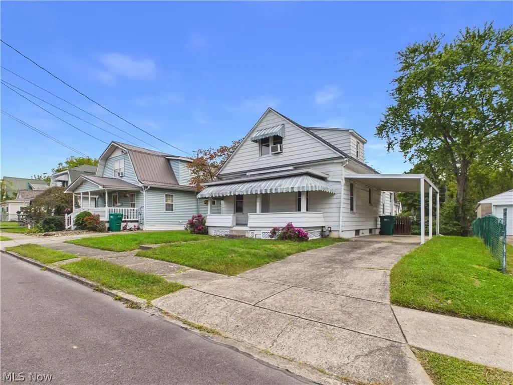 608 Putnam Street, Parkersburg, WV 26101 - #1