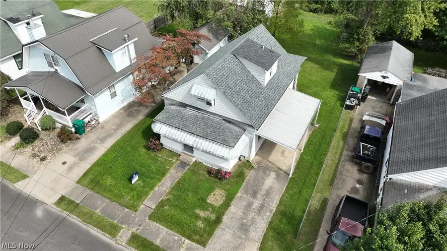 608 Putnam Street, Parkersburg, WV 26101 - #3