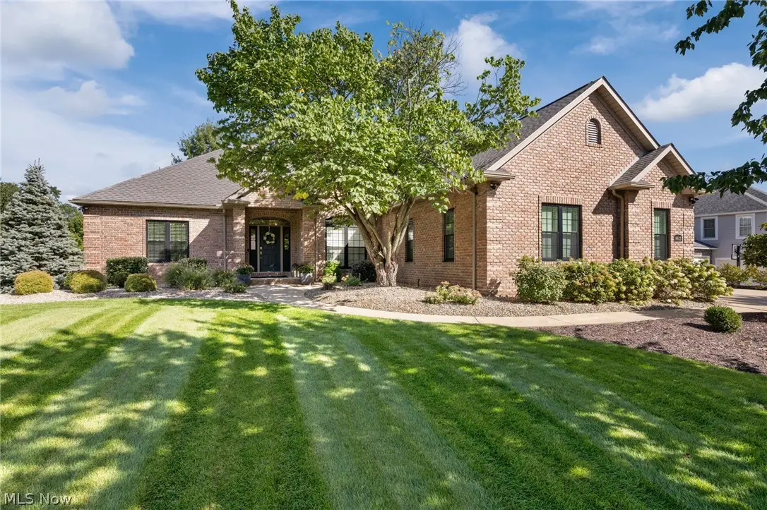 8612 Mackenzie Nw Avenue, North Canton, OH 44720 - #1