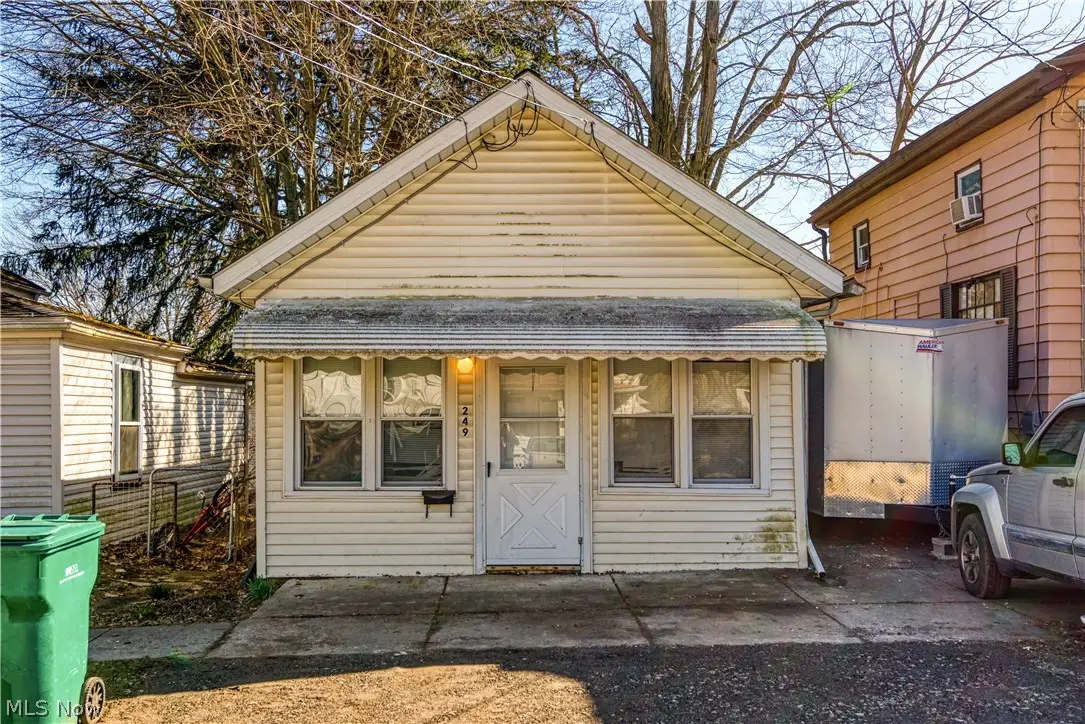 249 W Harris Avenue, Ravenna, OH 44266 - #1