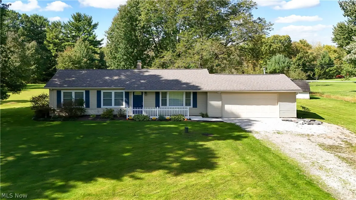 295 Cambridge Drive, Aurora, OH 44202 - #1