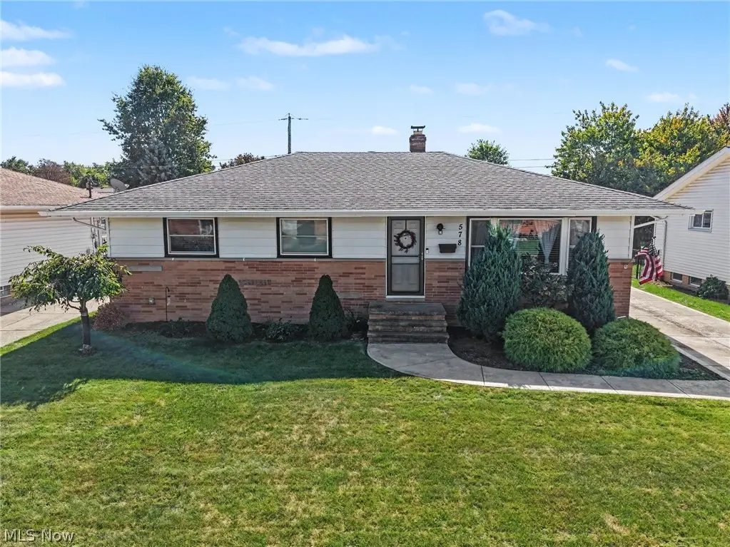 578 E Hillsdale Avenue, Seven Hills, OH 44131 - #1