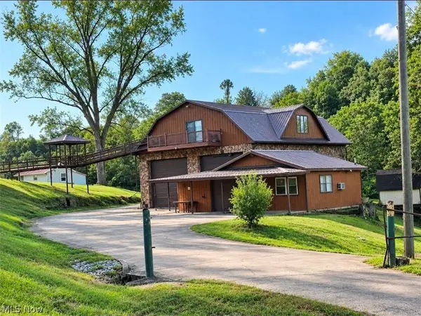 42 Orchard Lane, Ellenboro, WV 26346