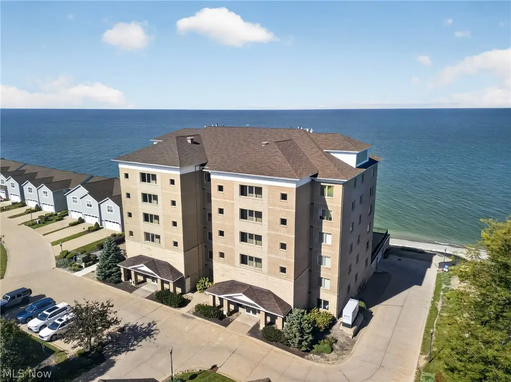 9108 Larimar Drive, Willowick, OH 44095 - #1