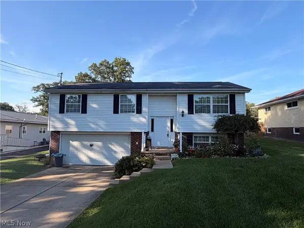 208 Beechwood Boulevard, Wintersville, OH 43953