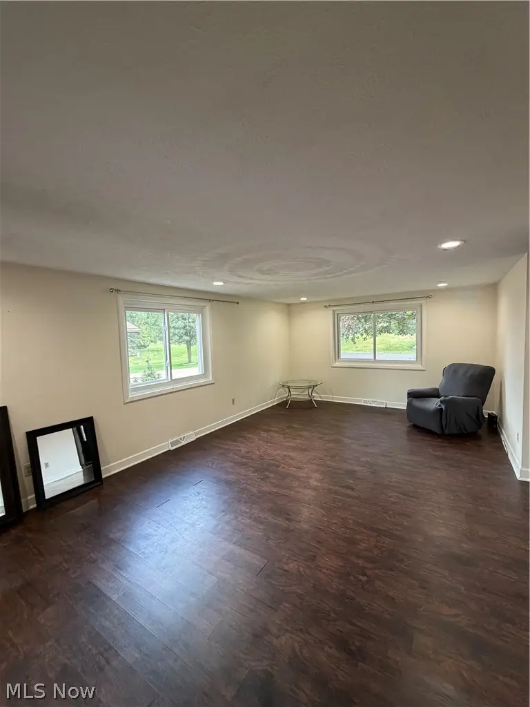 6425 Woodmoor Nw Avenue, Canton, OH 44718 - #3