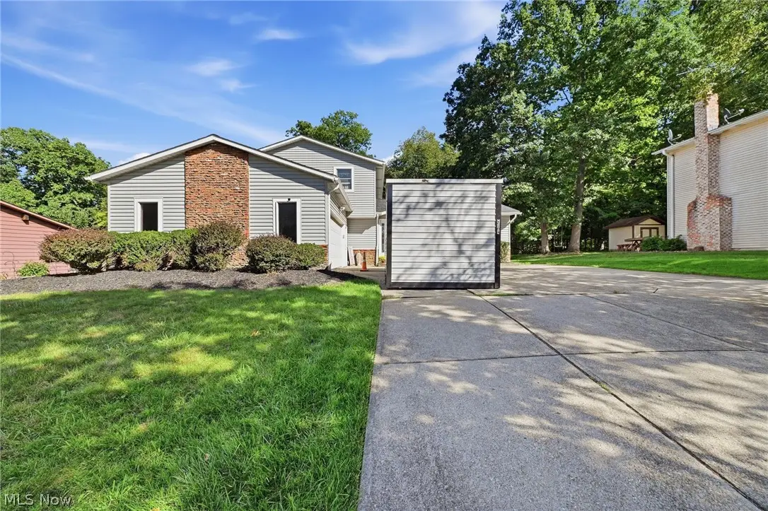 305 Parkland Oval, Brunswick, OH 44212 - #1