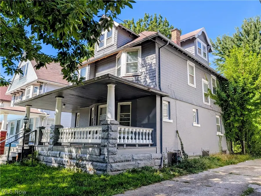10721 Columbia Avenue, Cleveland, OH 44108 - #3