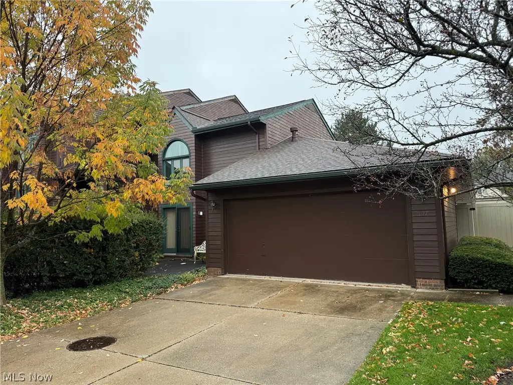 107 Fox Hollow Court #107, Mayfield Heights, OH 44124 - #1