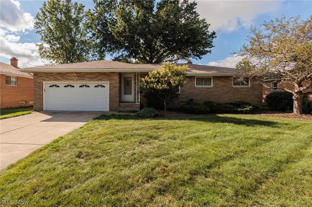 13625 Claremont Avenue, Middleburg Heights, OH 44130 - #1